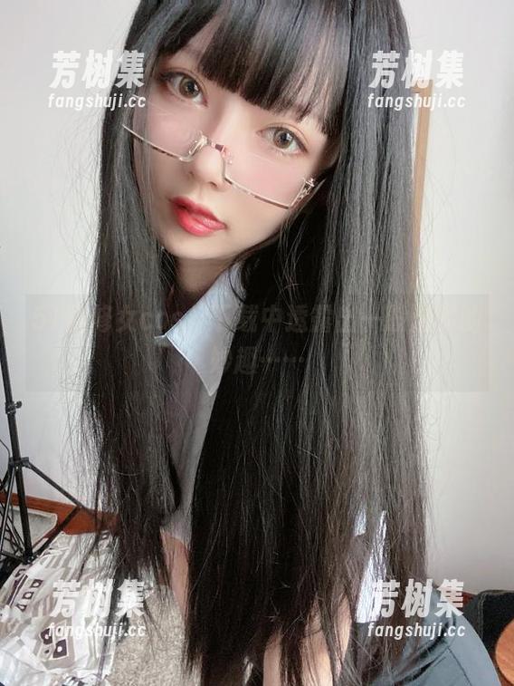 51酱修女cos，下载中透露出一股淡淡的妙趣……