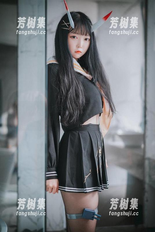 Aram(아람)在这组天使写真里散发的气质，为什么让我觉得有点心机？