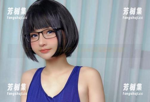 又一组纯白写真集出炉，Azami你还能更白吗？