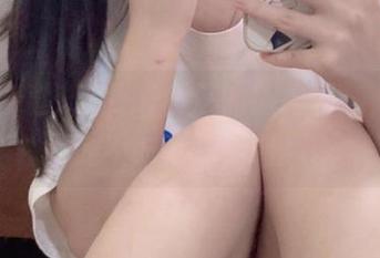 免费下载Bangni邦尼的旅拍图集，图文并茂的不一定那么普通哦。