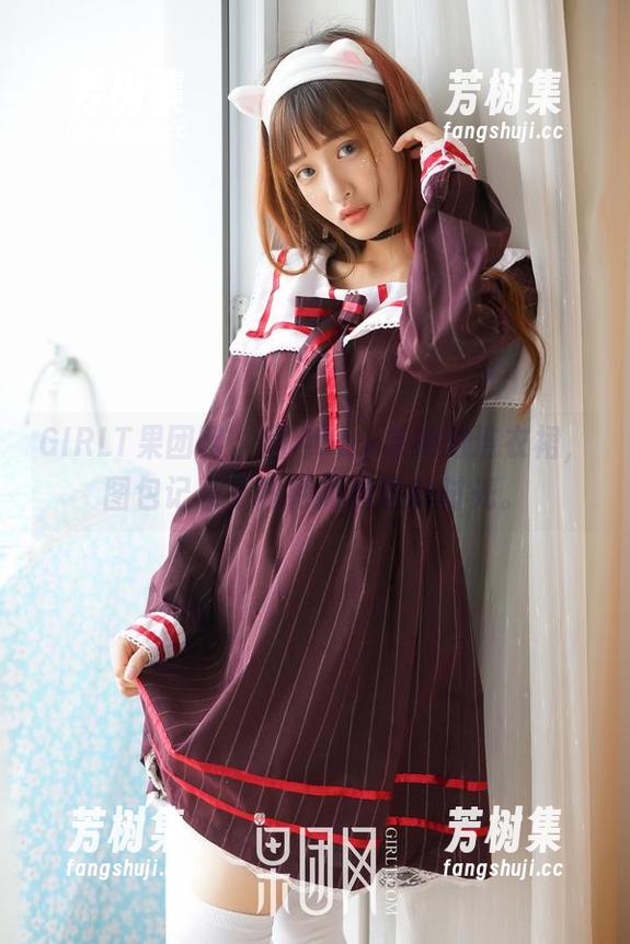 GIRLT果团网 - 甜Abby与她的连衣裙，图包记录了独特而随意的时光。