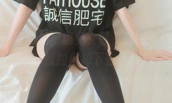 喵糖映画的加藤惠兔女郎，美图陷阱里，一秒就拉你掉下去，哈！