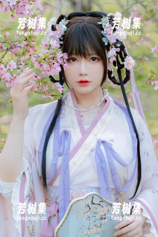 Nyako喵子 Nyako喵子又来了,连体衣图集更新,一定要关注哦