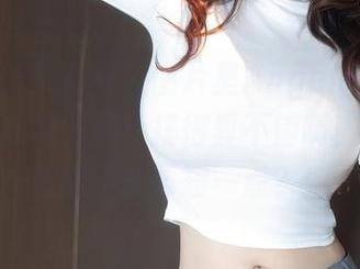 Xiuren秀人网 – 图片里AngelaLee李玲的连衣裙，颜色搭得真不错啊，不过这款能不能再短一点？！