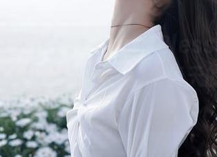 Xiuren秀人网 – CherryBlessU作品集：在浴缸里，筹划了一整个春天的后花园！