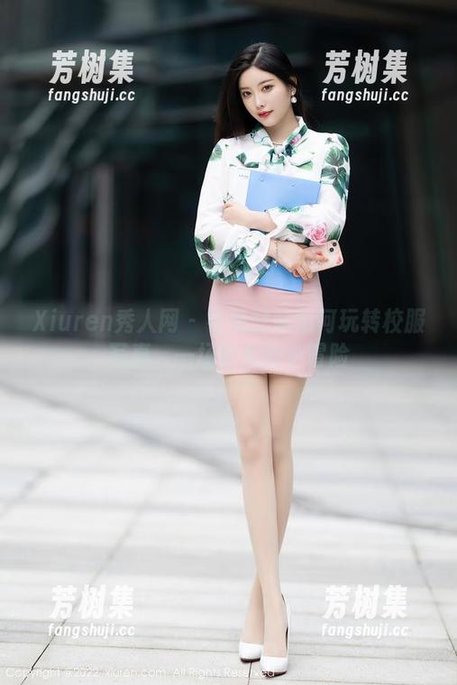 Xiuren秀人网-兔妹妹 Xiuren秀人网 - 看兔妹妹如何玩转校服写真,一场轻松的小冒险