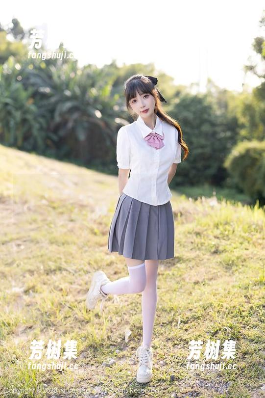 Xiuren秀人网 - 资源丰富的纯白写真，唐心心这次又干了什么？
