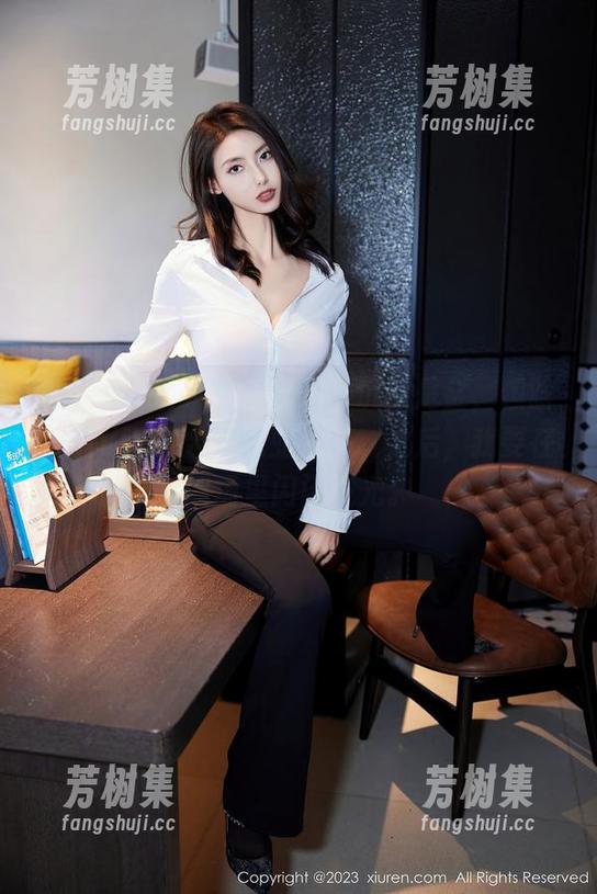 Xiuren秀人网 - 好吧，沉默是金，但晗大大Via的全套职业装下载之后，我要在职场里闪闪发光。