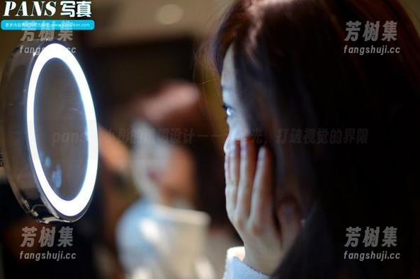 pans - 小彤的透明设计——无圣光，打破视觉的界限