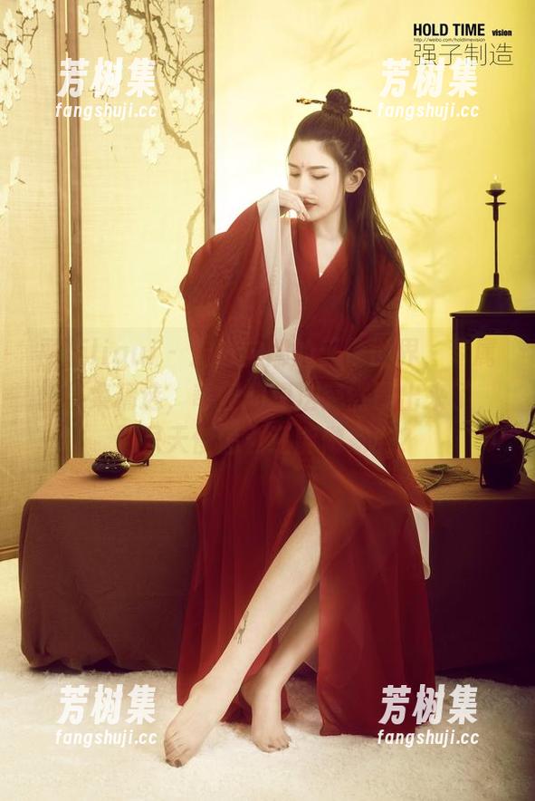 丽柜ligui - 走进安娜的天使世界，专属作品集精选，奇怪的想法突然冒出来了，那只天使怎么还能做家务？