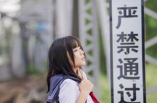 兔玩映画全新最新图集，蕾丝袜的轻盈让场面瞬间充满戏剧感，怎能不让人浮想联翩呢？