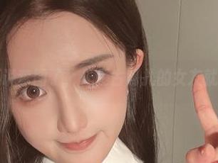 微密圈 – 不说套图了，光是古阿扎的女友就值得下载！