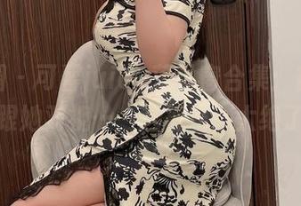 微密圈 – 可馨juicy落地窗合集：窗外的风景跟她对视……这视线，太绝了吧！