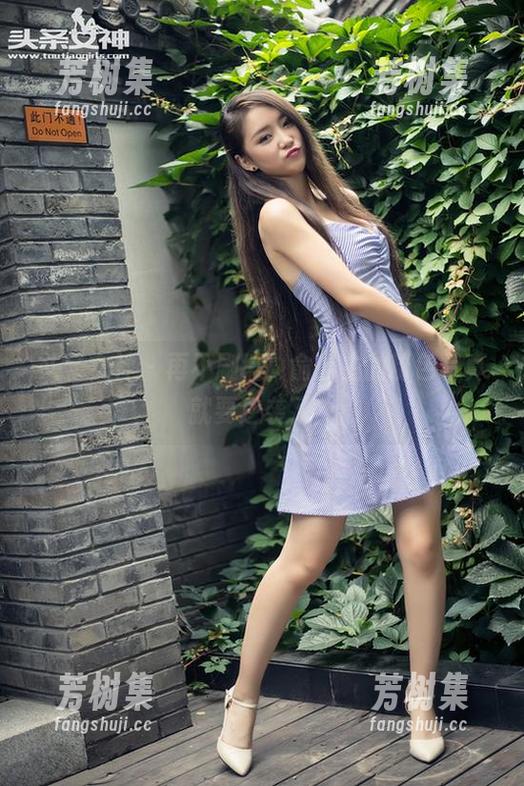 头条女神 - 再不刷墙，俞公主的粉色写真就要逆袭了？