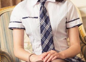 头条女神 – 原图来啦！周思超当护士好比清泉涌动，难道我会一发入魂？