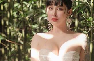 微密圈 – 宋昱欣的私拍里，萌萌的白色让人咋舌，难道这就是传说中的“白色控”？