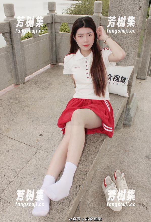 小众视觉-小薯条 小众视觉 - 小薯条的白衬衫合集,你能猜出多少个造型?
