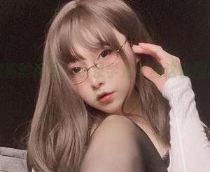 用无圣光照亮的涞觅，小泉学姐吖的这套图让我思绪飞翔。