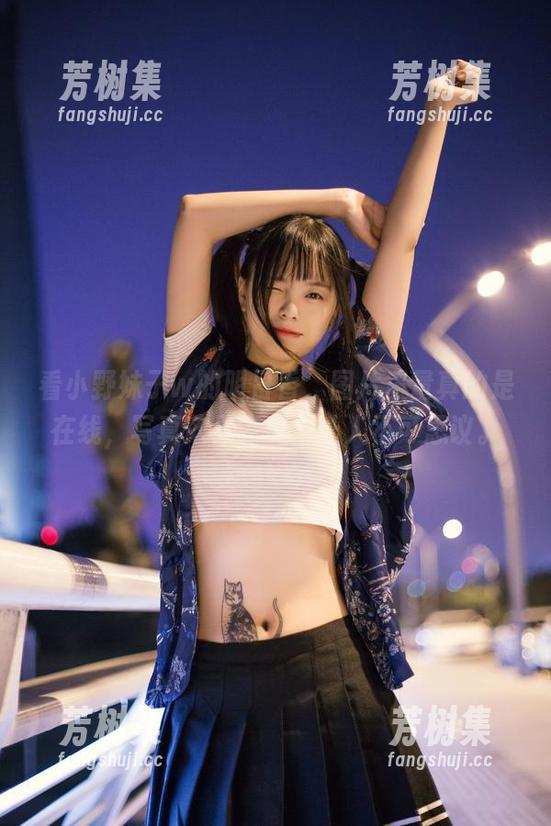 看小野妹子w的明日香，图片质量真的是在线，写真效果完美得让人不可思议。