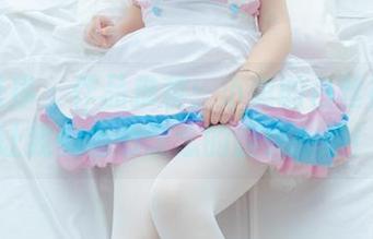 少女秩序 – 作品推荐：小鱼的白丝福利，让我们心心念念的腿快来吧！
