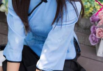 尤果网 – 看这礼服，李颜儿果然不走寻常路，连图包都选择了无圣光的风格！