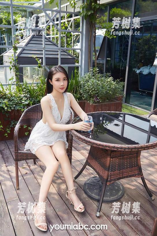 尤蜜荟-合法萝莉 尤蜜荟 - 无圣光必看:办公室里合法萝莉的图包震撼