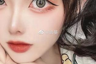 下载嶋葵秘书全集，觉得她的工作比你的轻松多了哟！