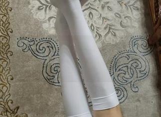 最新腿控系列——”想要个公主抱“，这COS让人直想扑过去呀，顺便让她抱一抱。