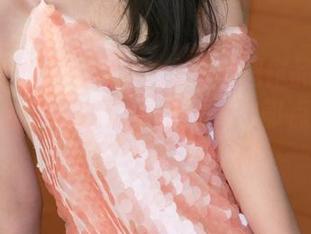 推女神 – 萌琪琪Lrene的美腿作品再度更新，这腿看得我恨不得开个腿部点心课程！