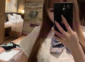 微密圈 – 一个无欲无求的推土君的高清裸足资源，情不自禁的想要浏览。