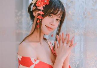 瑜伽分享，看星黛鹿鹿i的图集，放松与扭曲在旧梦间。