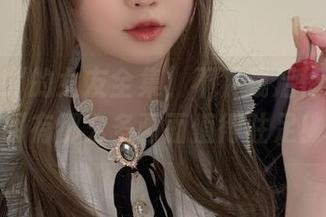 是依酱吖的女友全集，不下载后悔啊，明明有那么多画面值得驻足！