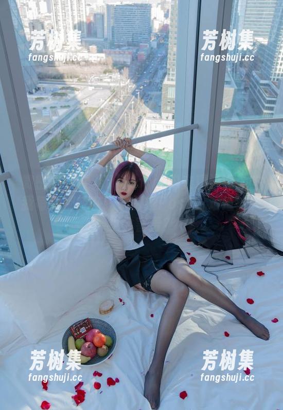微密圈 - 果儿Victoria内衣精选：为啥我每次都想在镜子前摆Pose？难道内衣也会害羞？