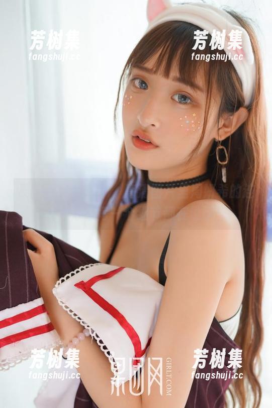 果团网 - 激动了，高清图片里周妍希的连衣裙好像每一个细节都在说话！