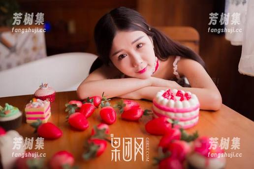 果团网 - 一层又一层的蕾丝，陈雅漫这个更新好有趣！