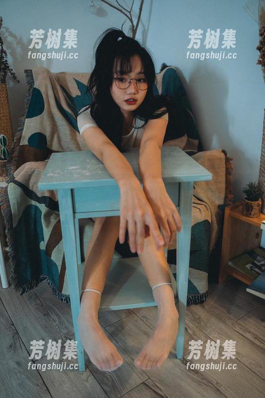 柒柒不可爱的写真合集，这透明度真是让人不知所措。