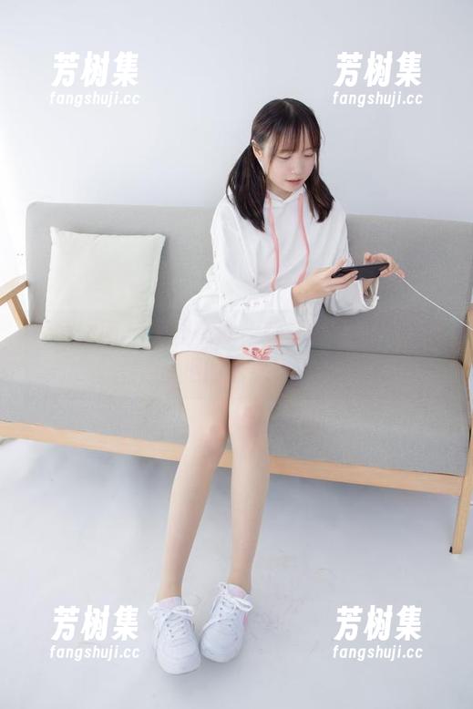 森萝财团 - 美图在此，媛媛的脚丫无法抗拒的诱惑！