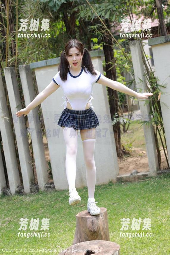 模范学院 - 更新了，宅兔兔的粉色完美诠释了什么叫“鼻子里藏了一颗糖”。