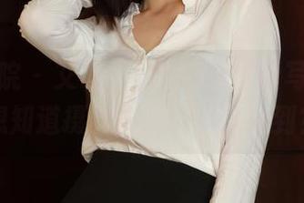 模范学院 – 艾莉Evelyn的可爱写真，真想知道摄影师有没有被迷到？