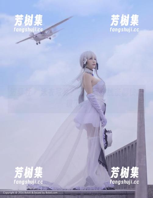 波萝社 - 泳衣写真？王语纯的线条都快出镜了吧