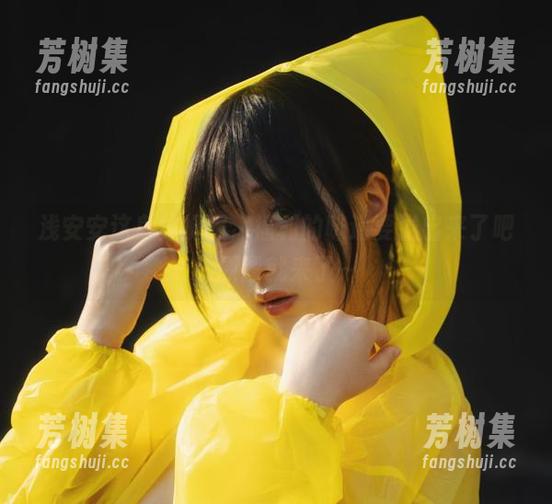 浅安安 浅安安这身体操服,福利的味道要溢出来了吧!原图就来了~