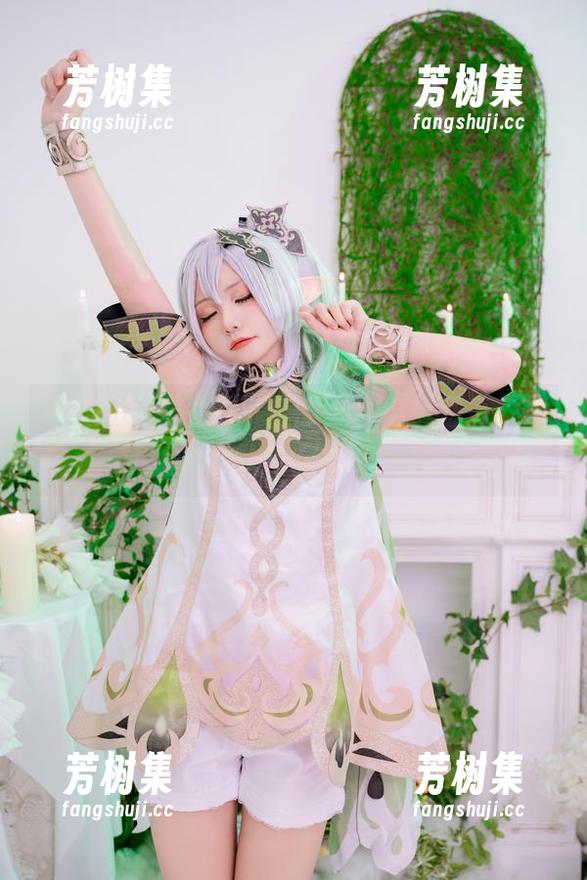 透过爆机少女喵小吉的全套粉色写真，想了解喵星人的日常是哪种？