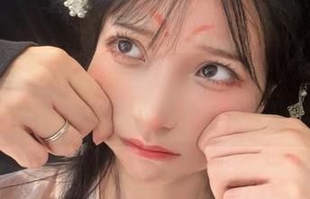 特软儿Sona的学妹真是无敌了，福利图片，你根本想不到的惊喜！