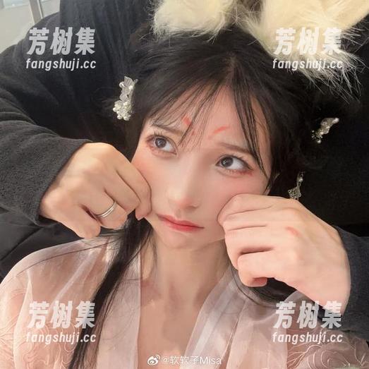 特软儿Sona的学妹真是无敌了，福利图片，你根本想不到的惊喜！