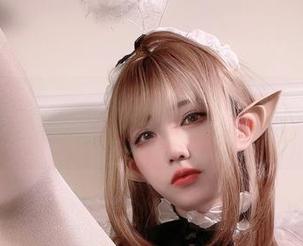 狐洛洛子福利上线，黑长直搭配清纯，摄影网站刷新三观！