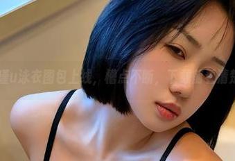 微密圈 – 瑜瑾u泳衣图包上线，槽点不断，下载前看清楚脸会变的哦