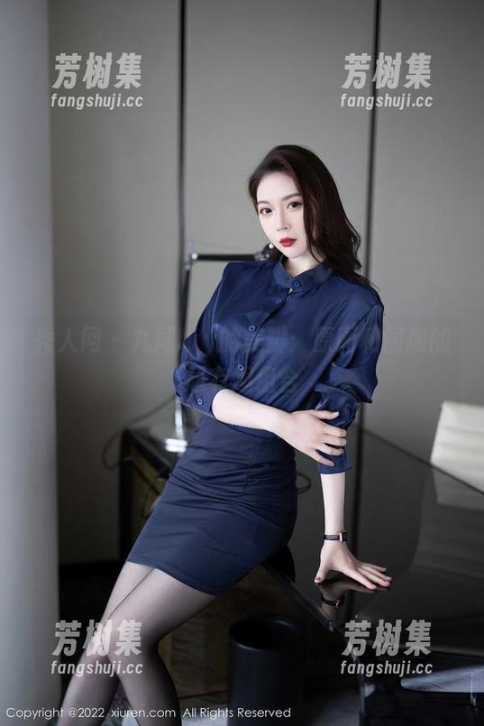 秀人网 - 九尾Ivy的美脚：原图和图册的超有趣组合