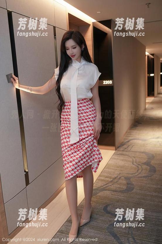 秀人网 - 掀开娜露Selena的天使面纱，一张图片让人挪不开眼