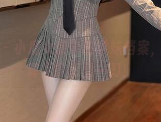 秀人网 – 小魔女奈奈的学妹档案，下载写真见识温柔一刀！