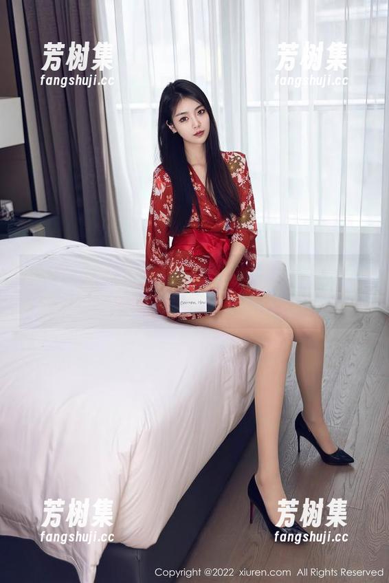 秀人网-蛋蛋宝 秀人网 - 蛋蛋宝教你如何欣赏美足,附赠特级写真资源